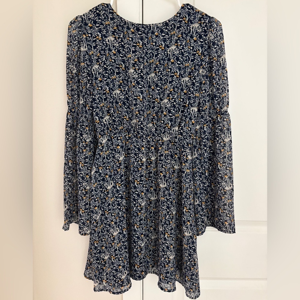 Urban Outfitters Lucca Low V-Neck Elastic Waist Mini Dress with Bell Sleeves XS - Picture 6 of 9